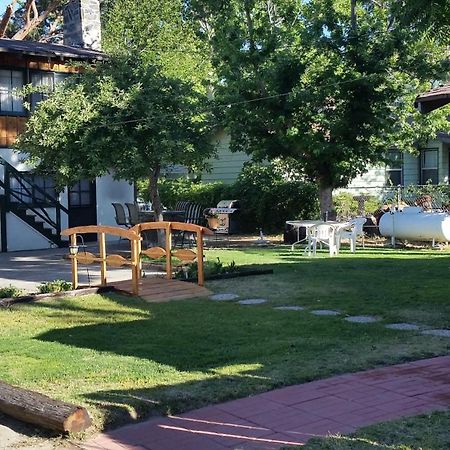 Kern Riverfront Lodge Кернвілль Екстер'єр фото